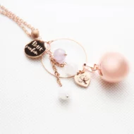 bola unique créé avec un pendentif or rose