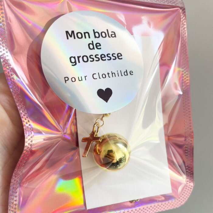 Chaque bola croix de jésus est fait sur commande dans notre atelier en France