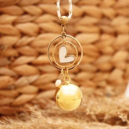 bola grigri coeur pour future maman