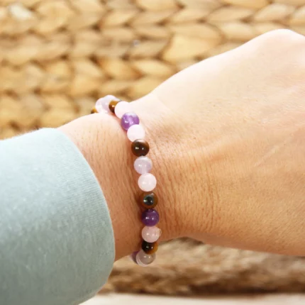 bracelet personnalisé en pierres naturelle pour femme enceinte