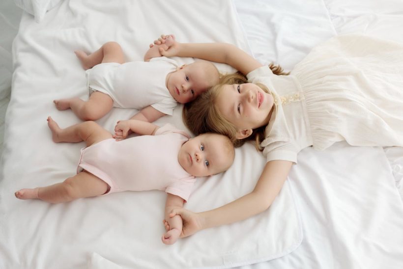 aménager une chambre pour des bébés jumeaux