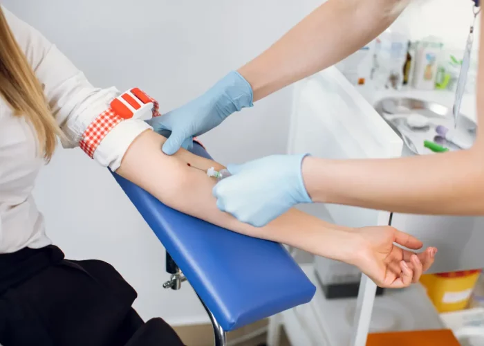 À jeun pour votre prise de sang de grossesse ? Est-ce obligatoire ?
