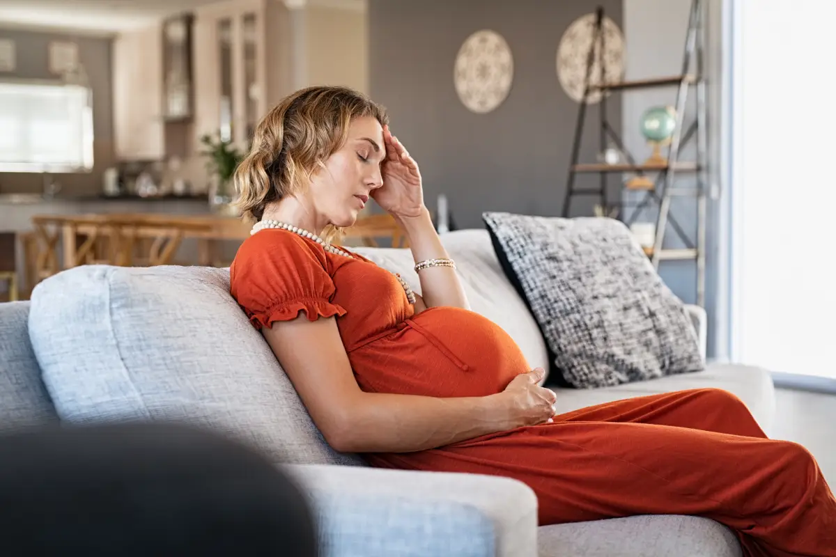 Hypertension, œdème et protéines dans les urines : les premiers indices d'une pré-éclampsie