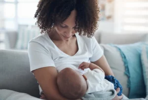 Colostrum : mieux connaitre l'or liquide pour votre bébé