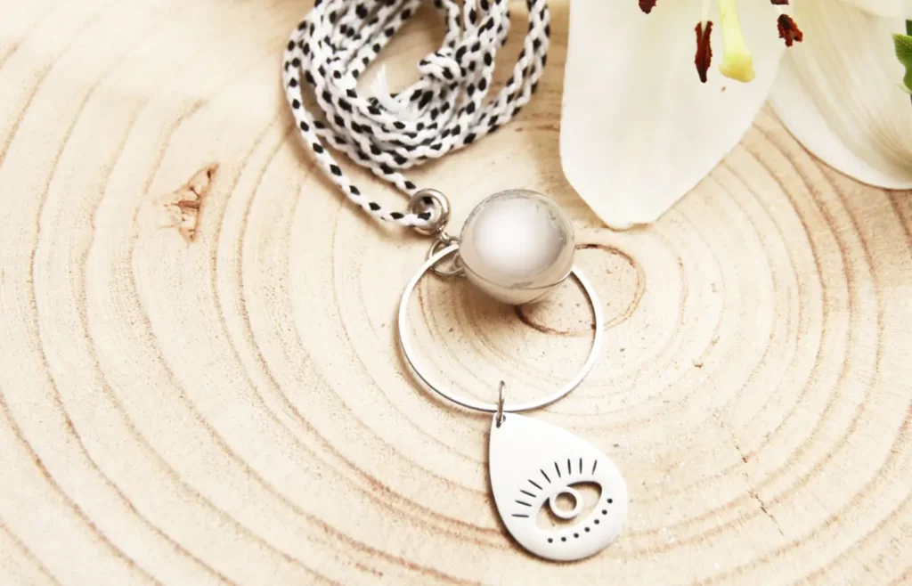 Bola de grossesse oxydé : quel entretien et nettoyage ?