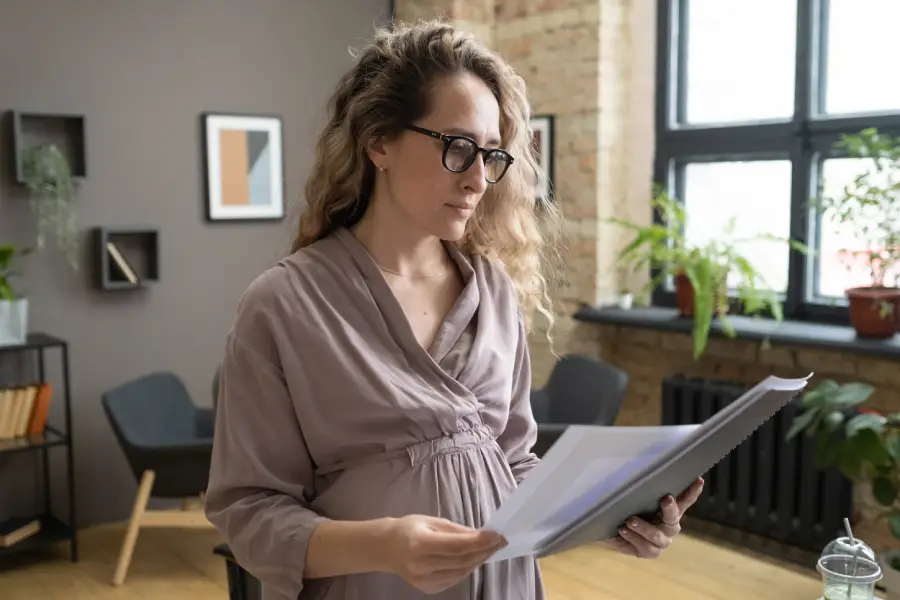 Une robe de maternité polyvalente