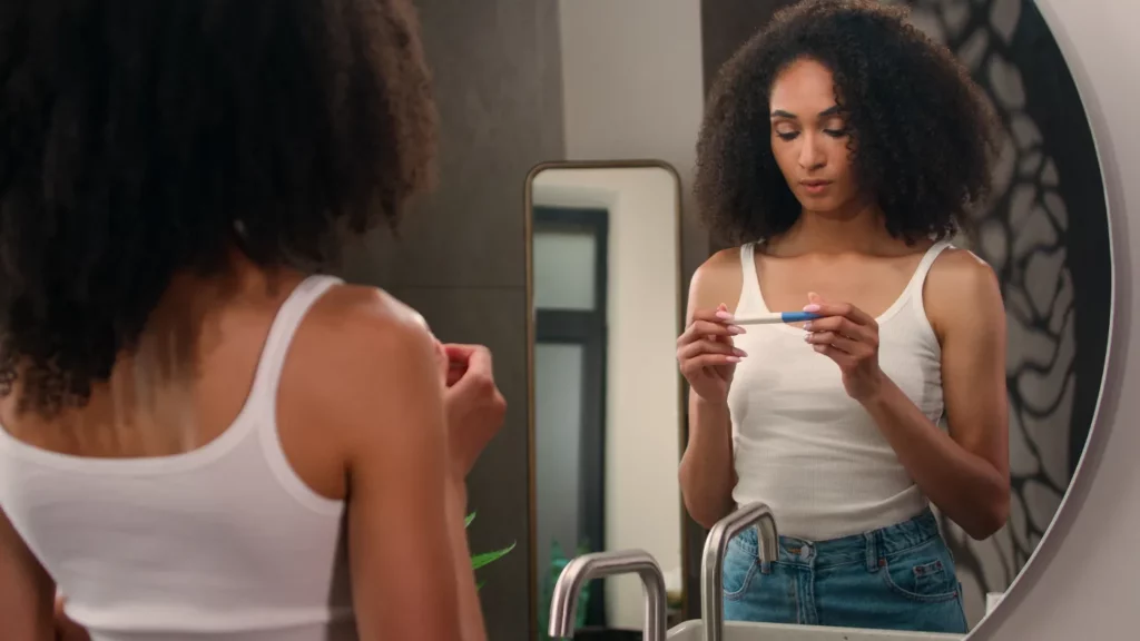 Grossesse ou SPM ? La technique infaillible pour les différencier