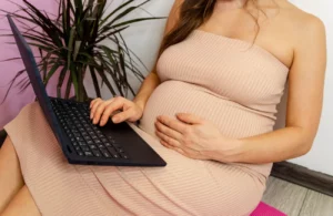 Enceinte et cheffe d'entreprise : comment gérer sans stress ?