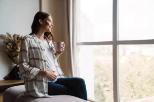 Tisane et grossesse : quelles infusions privilégier et quels sont les risques ?