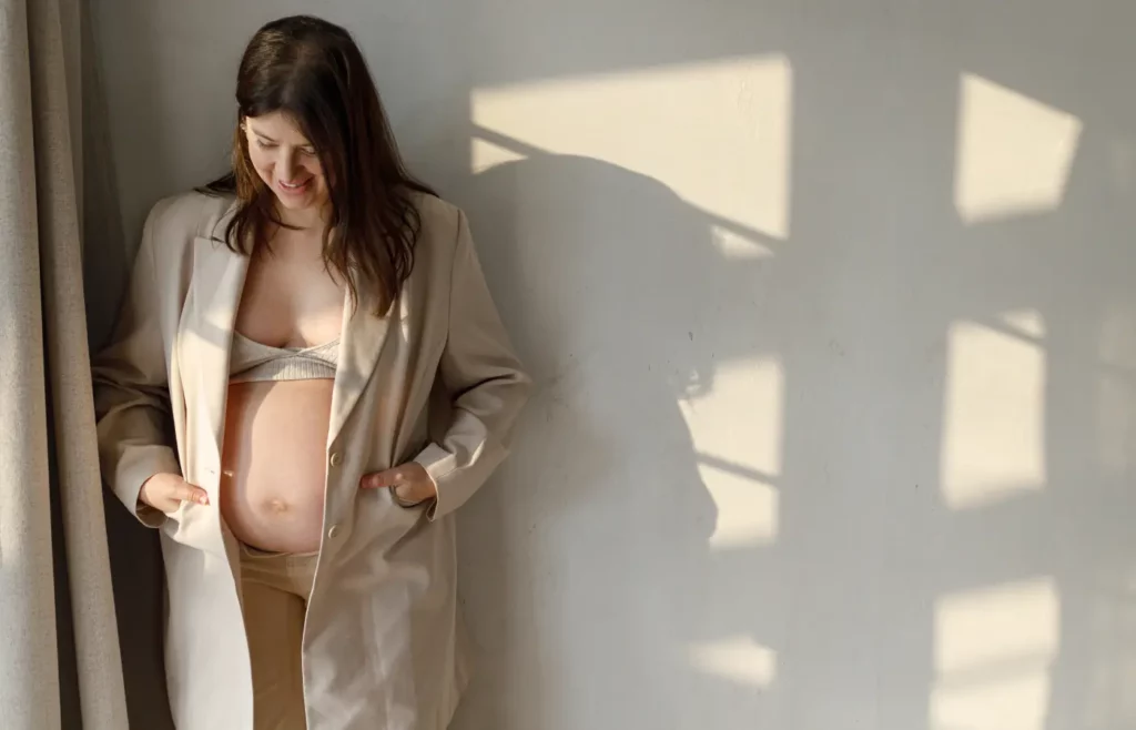 Collier pour femme enceinte : le bola de grossesse, un lien sonore avec bébé