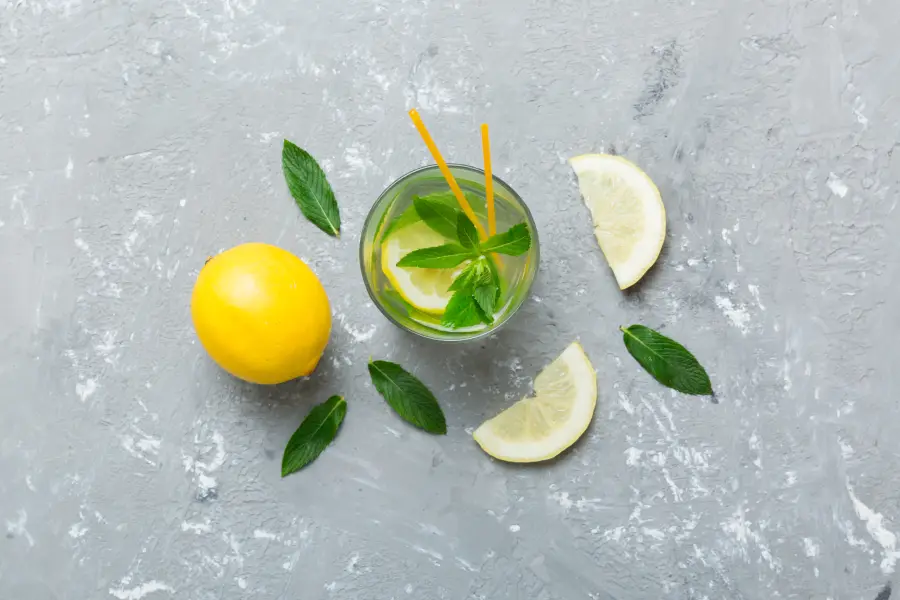 2. Le jus de citron : un éclaircissant naturel contre le masque de grossesse