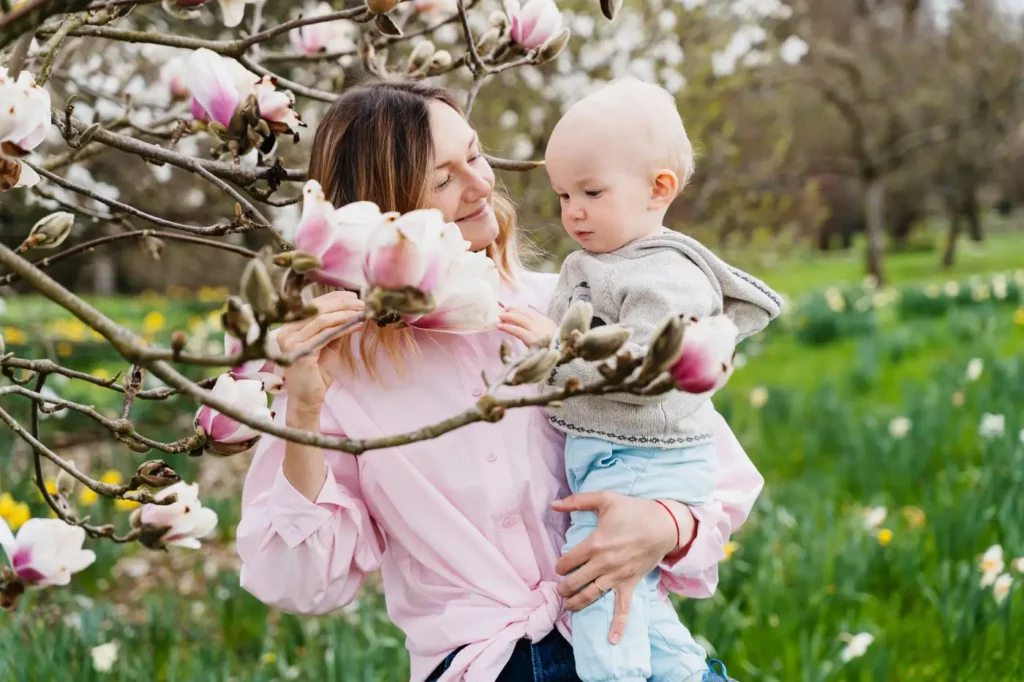 Bébés de printemps vs bébés d'automne : influences saisonnières sur le tempérament et le développement