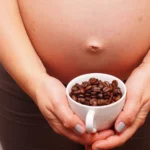 Enceinte : comment consommer café, thé et tisanes en toute sécurité ? Enceinte : comment consommer café, thé et tisanes en toute sécurité ?