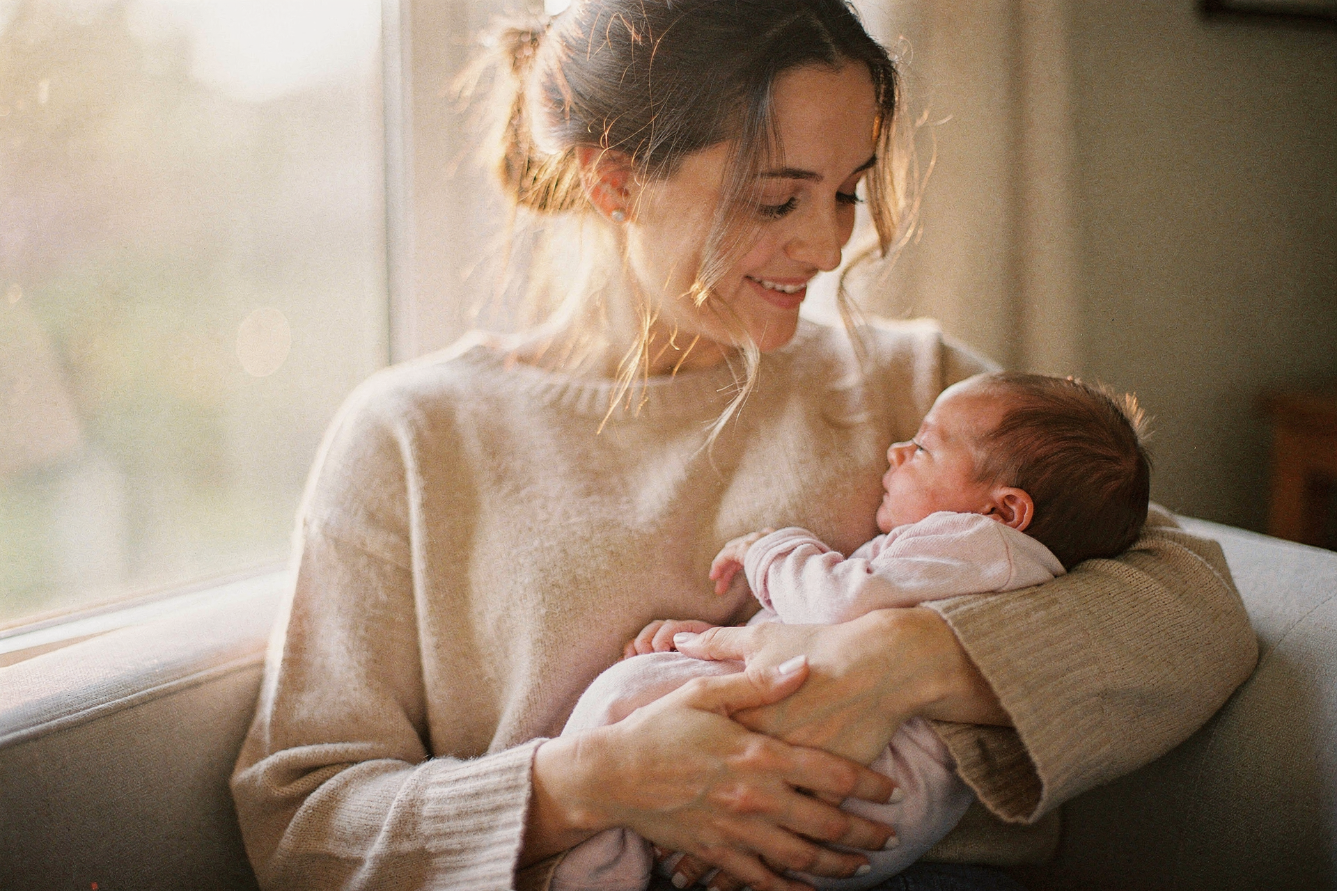 Coliques de bébé : pourquoi ça arrive et les vraies solutions pour les soulager