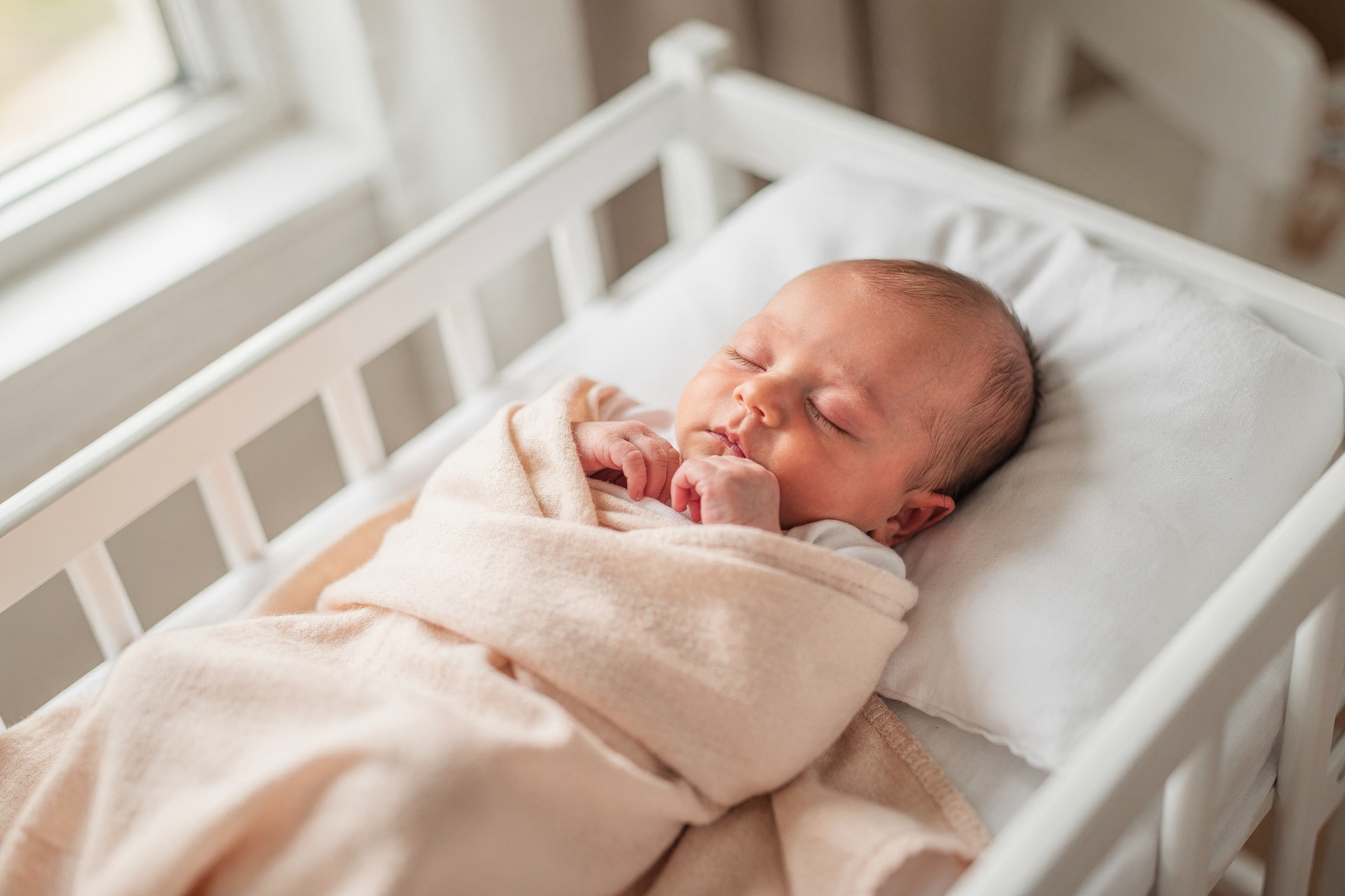 Muguet chez bébé : causes, symptômes et traitements efficaces